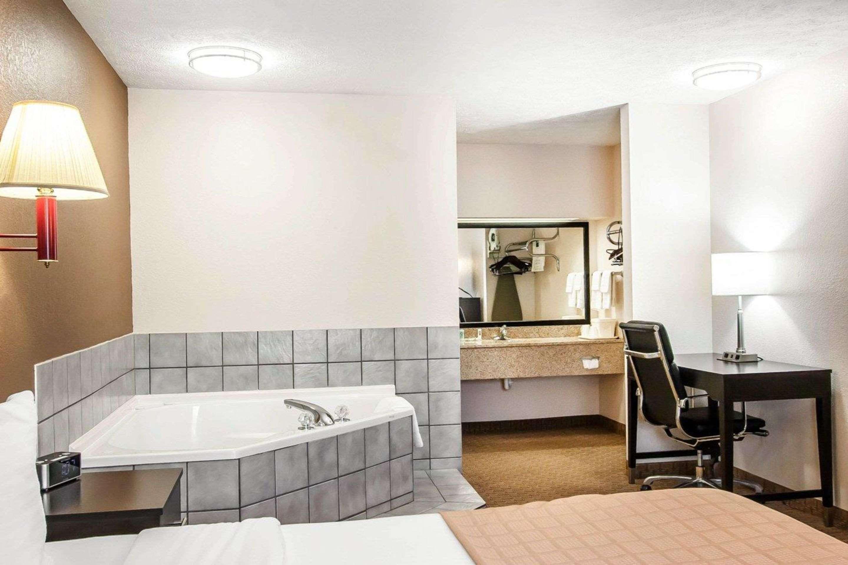 Quality Inn Savannah South Εξωτερικό φωτογραφία