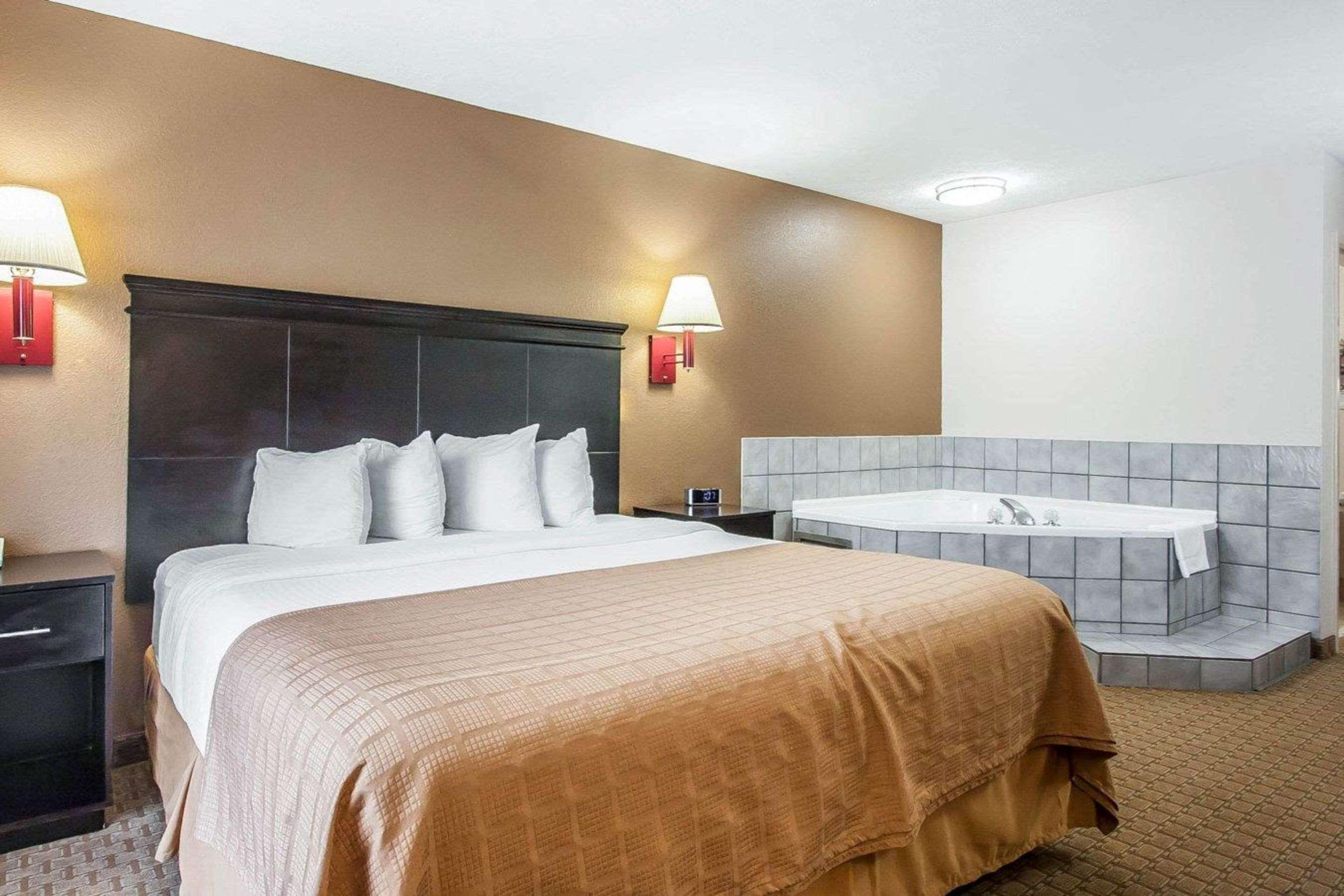 Quality Inn Savannah South Εξωτερικό φωτογραφία